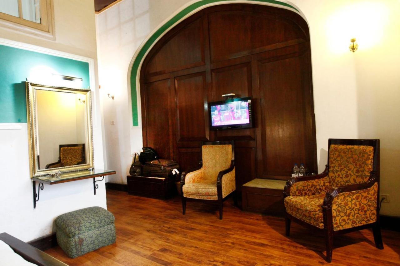 The Palace Belvedere Walkable Distance From Mall Road Nainital Buitenkant foto